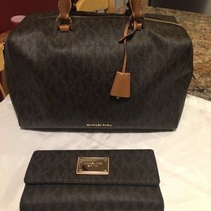 Michael Kors satchel and matching wallet